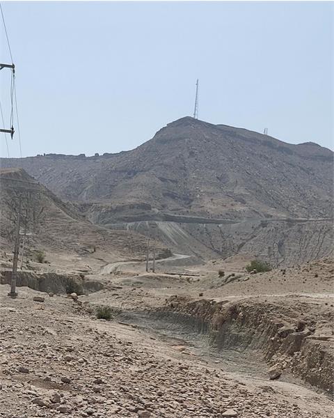 پوشش قسمتی از جاده تنگ ارم به پاسگاه دالکی و روستای تنگ درکش