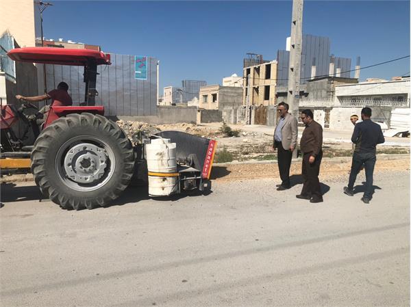 بازدید مدیرکل ارتباطات و فناوری اطلاعات استان بوشهر از پروژه فیبر نوری در شهر برازجان