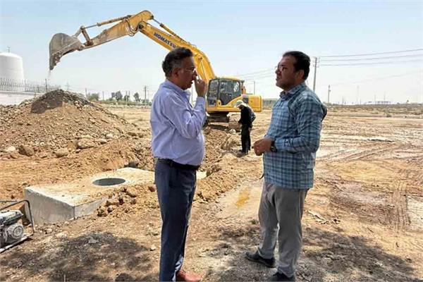 بازدید مدیرکل ارتباطات و فناوری اطلاعات استان بوشهر از پروژه فیبرنوری شهر بوشهر